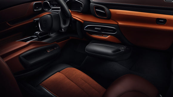 Dodge Challenger Seat Covers:  Boosting Style and Functionality with Built-in Storage